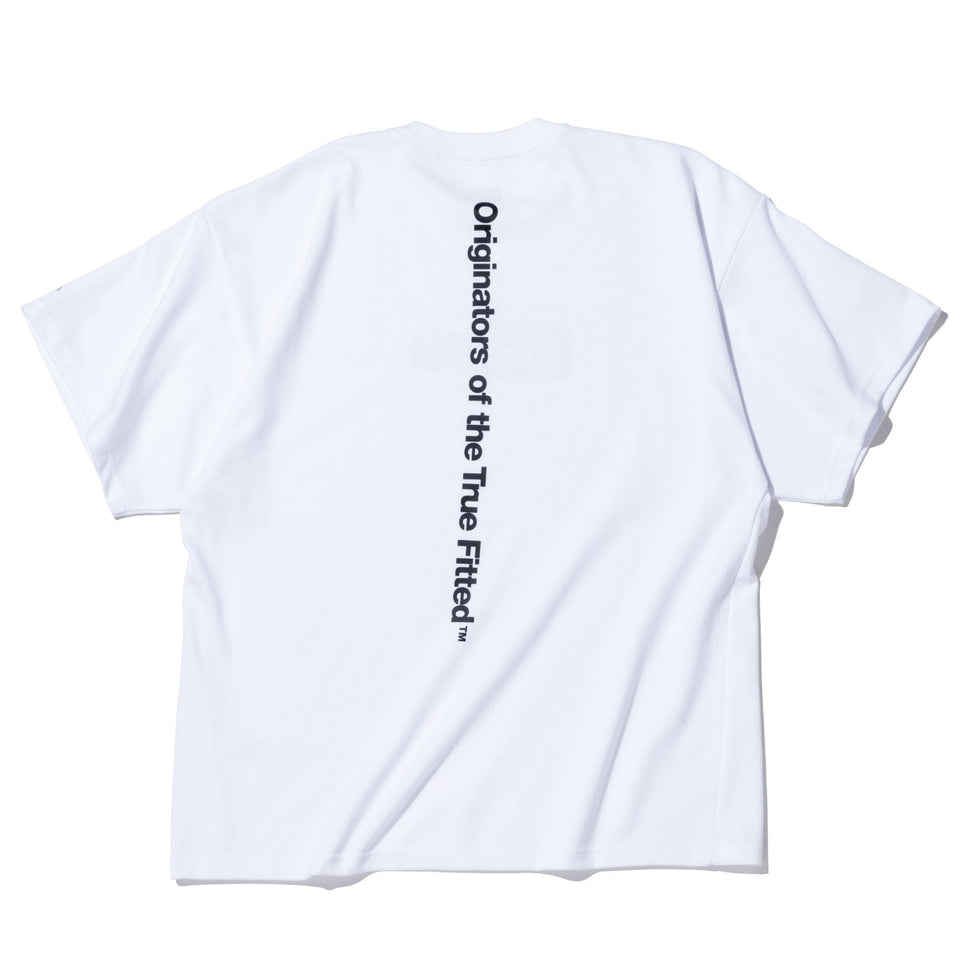 半袖 オーバーサイズド パフォーマンス Tシャツ バーチカルロゴ ホワイト - 13773394-S | NEW ERA ニューエラ公式オンラインストア