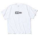 半袖 オーバーサイズド パフォーマンス Tシャツ バーチカルロゴ ホワイト - 13773394-S | NEW ERA ニューエラ公式オンラインストア