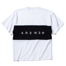 半袖 オーバーサイズド パフォーマンス Tシャツ パネルロゴ ホワイト - 13773412-S | NEW ERA ニューエラ公式オンラインストア
