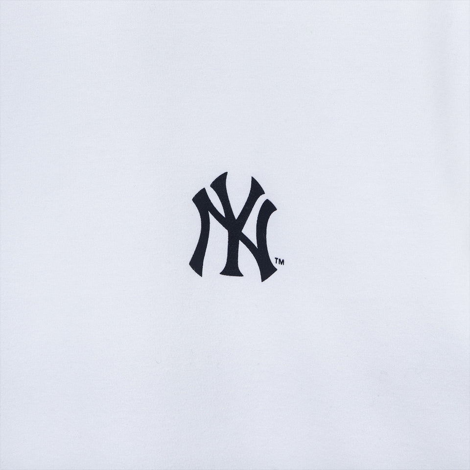 半袖 パフォーマンス Tシャツ ニューヨーク・ヤンキース フラワーロゴ オフホワイト - 14200787-S | NEW ERA ニューエラ公式オンラインストア