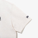 半袖 パフォーマンス Tシャツ ニューヨーク・メッツ フラワーロゴ オートミール - 14200789-S | NEW ERA ニューエラ公式オンラインストア