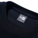 長袖 ポケット Tシャツ BLACK LABEL FW23 フラッグロゴ ブラック - 13952728-S | NEW ERA ニューエラ公式オンラインストア
