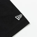 半袖 コットン ポケット Tシャツ Box Logo ボックスロゴ ウーブンパッチ ブラック レギュラーフィット - 14121929-S | NEW ERA ニューエラ公式オンラインストア