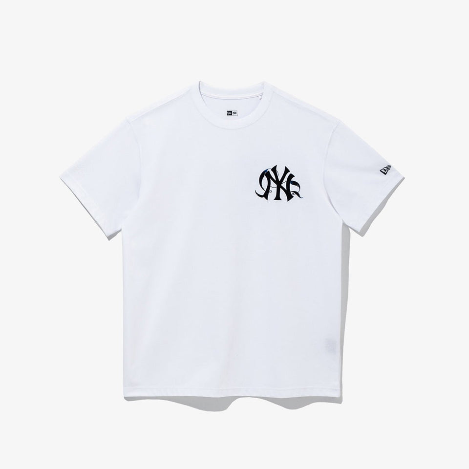 半袖 パフォーマンス Tシャツ BTS × MLB Black Swan ニューヨーク・ヤンキース ホワイト レギュラーフィット