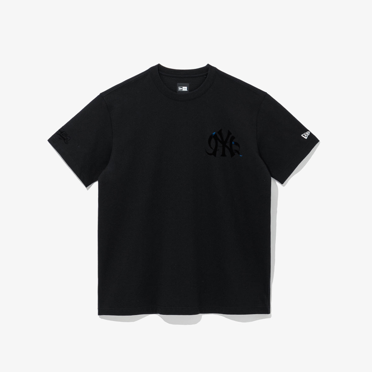 半袖 パフォーマンス Tシャツ BTS × MLB Black Swan ニューヨーク・ヤンキース ブラック レギュラーフィット