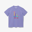 半袖 パフォーマンス Tシャツ BTS × MLB Dynamite ロサンゼルス・ドジャース ラベンダー レギュラーフィット - 13281613-S | NEW ERA ニューエラ公式オンラインストア