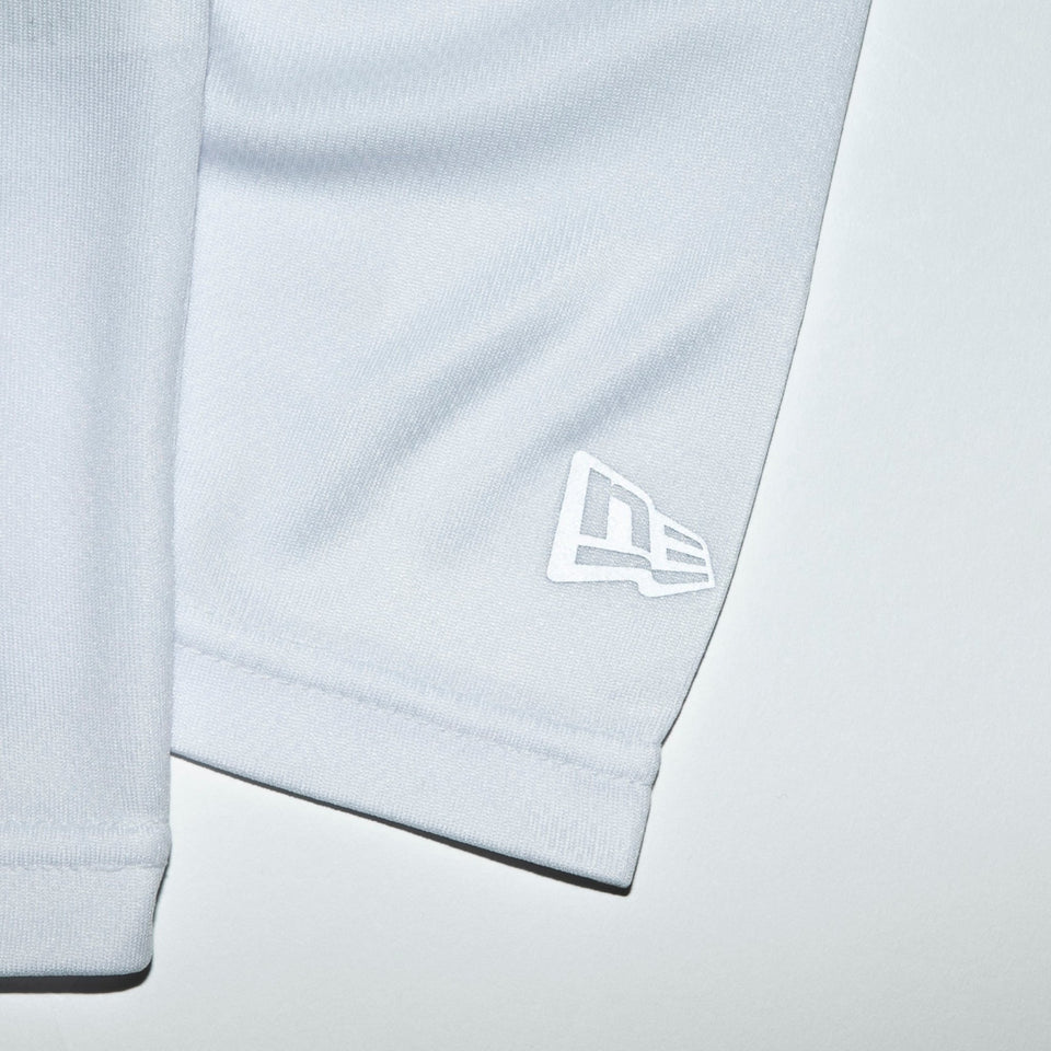 長袖 テック Tシャツ Chest Logo ホワイト × ティント【Performance Apparel】 - 13516862-S | NEW ERA ニューエラ公式オンラインストア