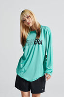長袖 テック Tシャツ Chest Logo ティント × ブラック【Performance Apparel】 - 13516863-S | NEW ERA ニューエラ公式オンラインストア