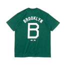半袖 コットン Tシャツ Cooperstown Apparel クーパーズタウン ブルックリン・ドジャース ダークグリーン レギュラーフィット - 13516797-S | NEW ERA ニューエラ公式オンラインストア