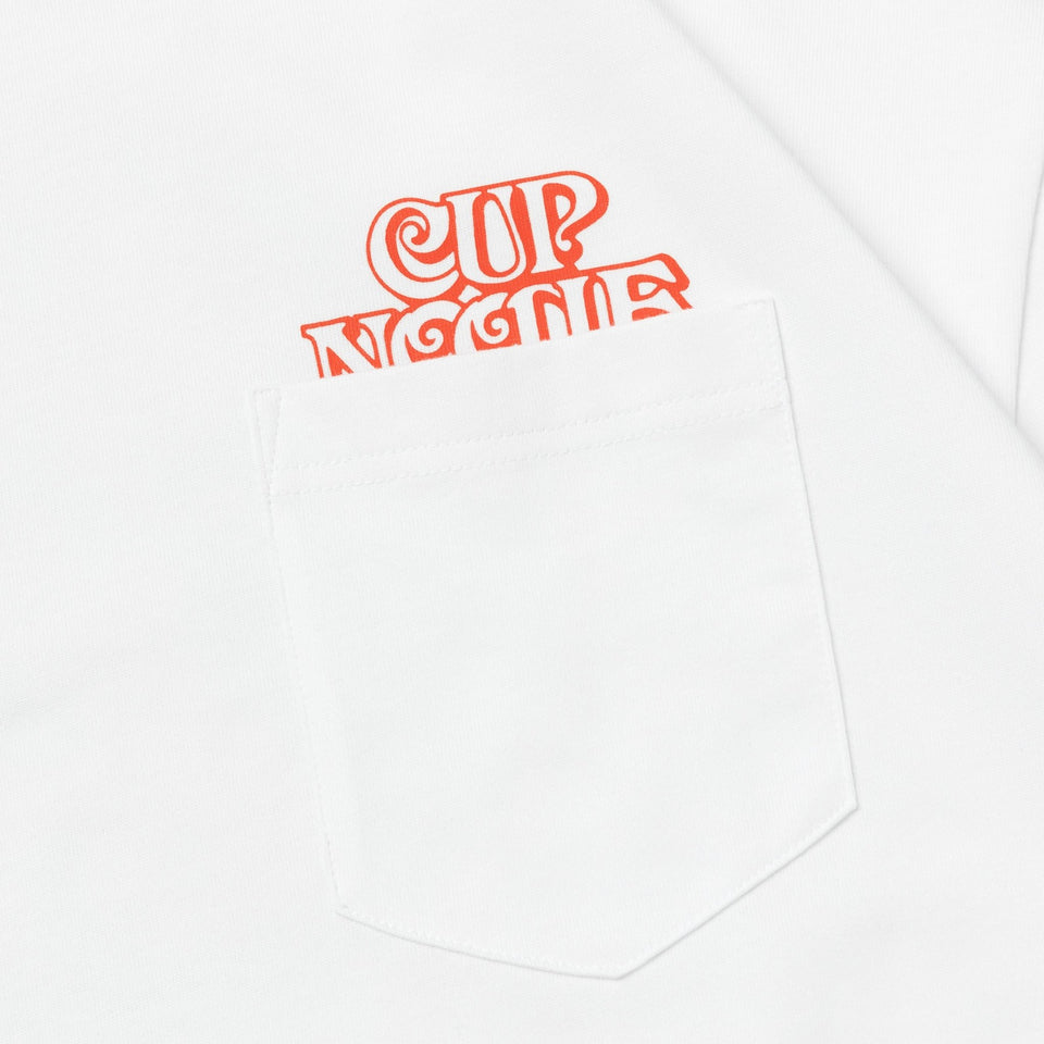 半袖 オーバーサイズド コットン ポケット Tシャツ CUP NOODLE カップヌードル レギュラ味 ホワイト - 14124668-S | NEW ERA ニューエラ公式オンラインストア
