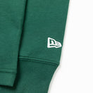 長袖 コットン Tシャツ Flag Logo Mini フラッグロゴミニ ダークグリーン レギュラーフィット - 13330967-S | NEW ERA ニューエラ公式オンラインストア