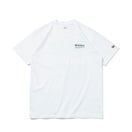 半袖 パフォーマンス Tシャツ Flag & Text ホワイト/ブラック レギュラーフィット - 13516702-S | NEW ERA ニューエラ公式オンラインストア