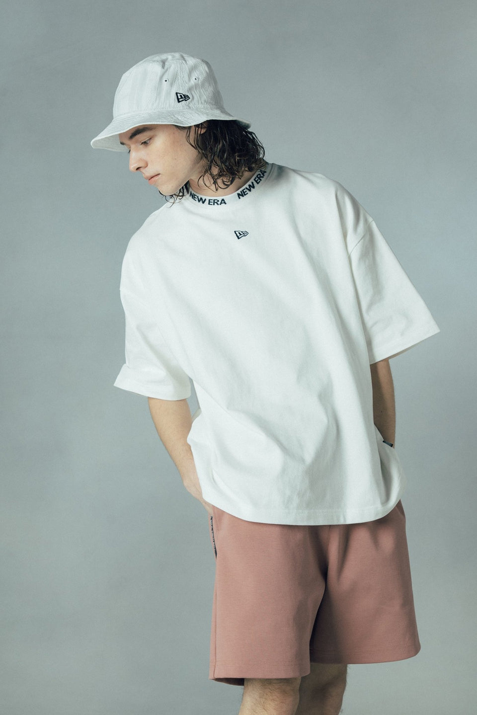 半袖 ジャカードネック ヘビーウェイト Tシャツ NEW ERA BLACK LABEL ホワイト ビッグシルエット - 13090072-S | NEW ERA ニューエラ公式オンラインストア