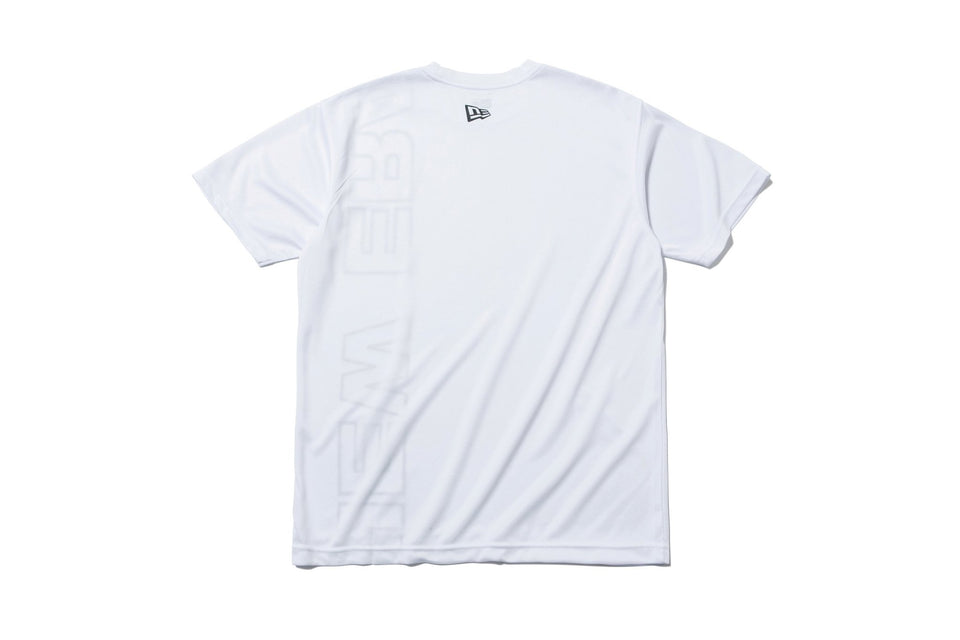 テック Tシャツ ニューエラ ワードマーク バーチカル ホワイト 【NEW ERA WORKOUT】 - 12018851-S | NEW ERA ニューエラ公式オンラインストア
