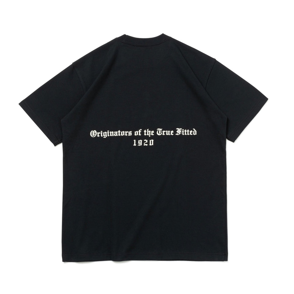 半袖 パフォーマンス Tシャツ Old English ブラック レギュラーフィット - 14121827-S | NEW ERA ニューエラ公式オンラインストア