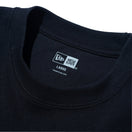 長袖 コットン Tシャツ OOTTF Sleeve ブラック × ホワイト レギュラーフィット - 13516874-S | NEW ERA ニューエラ公式オンラインストア