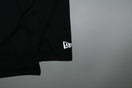 長袖 テックTシャツ ドットフラッグ ショルダー ブラック × ホワイト 【 Performance Apparel 】 - 12375728-XS | NEW ERA ニューエラ公式オンラインストア