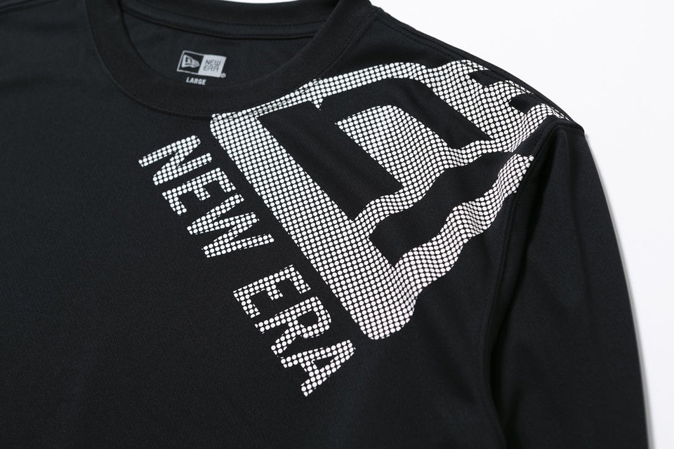 長袖 テックTシャツ ドットフラッグ ショルダー ブラック × ホワイト 【 Performance Apparel 】 - 12375728-XS | NEW ERA ニューエラ公式オンラインストア