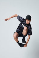 半袖 テック Tシャツ タイガーストライプカモ ブラック【 Performance Apparel 】 - 13264237-S | NEW ERA ニューエラ公式オンラインストア