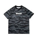 半袖 テック Tシャツ タイガーストライプカモ ブラック【 Performance Apparel 】 - 13264237-S | NEW ERA ニューエラ公式オンラインストア