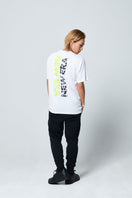 半袖 テック Tシャツ リア バーチカルロゴ ホワイト【 Performance Apparel 】 - 13264241-S | NEW ERA ニューエラ公式オンラインストア