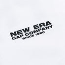 長袖 コットン Tシャツ PROUD TO PLAY ホワイト レギュラーフィット - 12325230-S | NEW ERA ニューエラ公式オンラインストア