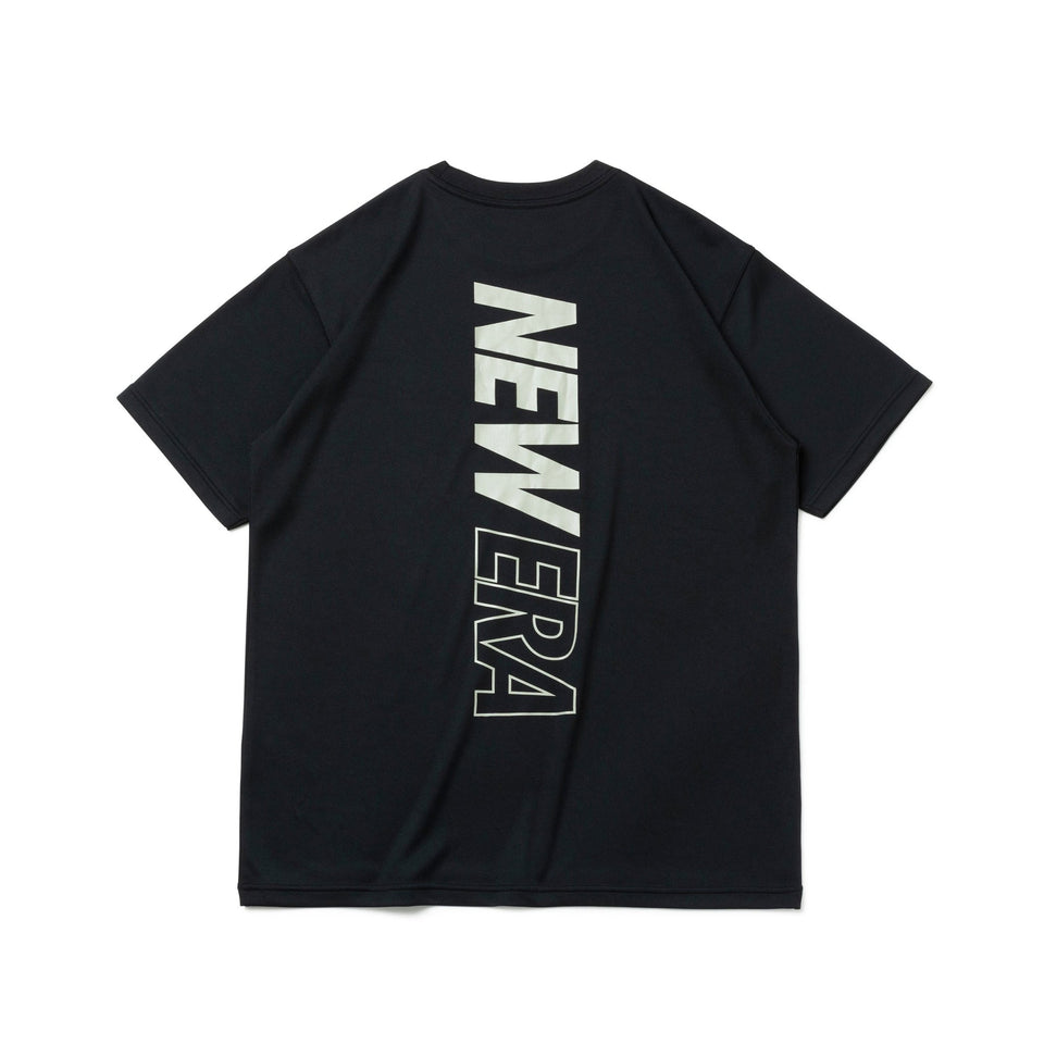 半袖 テック Tシャツ Rear Vertical Logo ブラック【 Performance Apparel 】 - 13755356-S | NEW ERA ニューエラ公式オンラインストア