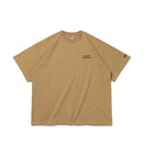 半袖 オーバーサイズド コットン Tシャツ Tetsuya Nakamura NANZUKA GALLERY カーキ - 13772312-S | NEW ERA ニューエラ公式オンラインストア