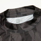 【ゴルフ】 半袖 ミッドネック Tシャツ Tiger Stripe Camo タイガーストライプカモ ブラック - 13516912-S | NEW ERA ニューエラ公式オンラインストア