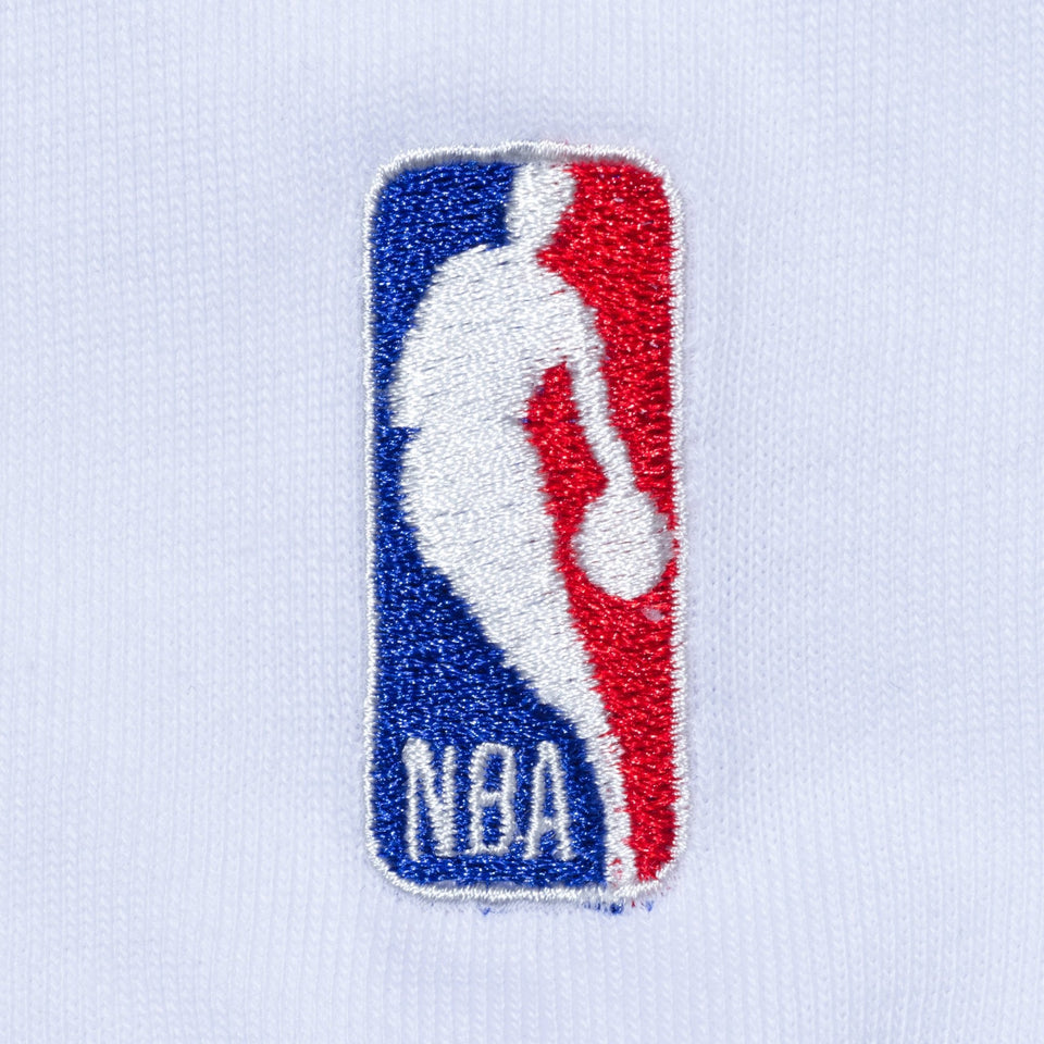 長袖 コットン Tシャツ XLARGE x NBA ロサンゼルス・レイカーズ ホワイト レギュラーフィット - 13113528-S | NEW ERA ニューエラ公式オンラインストア