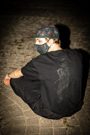 半袖 コットン Tシャツ Yohji Yamamoto SS21 シグネチャーロゴ アートワーク ブラック レギュラーフィット - 12736988-S | NEW ERA ニューエラ公式オンラインストア