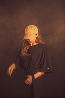 半袖 オーバーサイズド パフォーマンス Tシャツ Yohji Yamamoto SS22 シグネチャーロゴ - 13056262-S | NEW ERA ニューエラ公式オンラインストア
