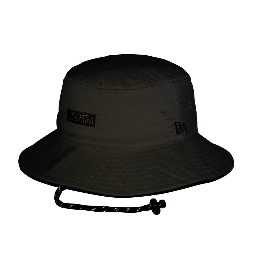 アドベンチャーライト Tech Stretch NEW ERA ロゴ カーキ【ニューエラアウトドア】 - 13516216-SM | NEW ERA ニューエラ公式オンラインストア