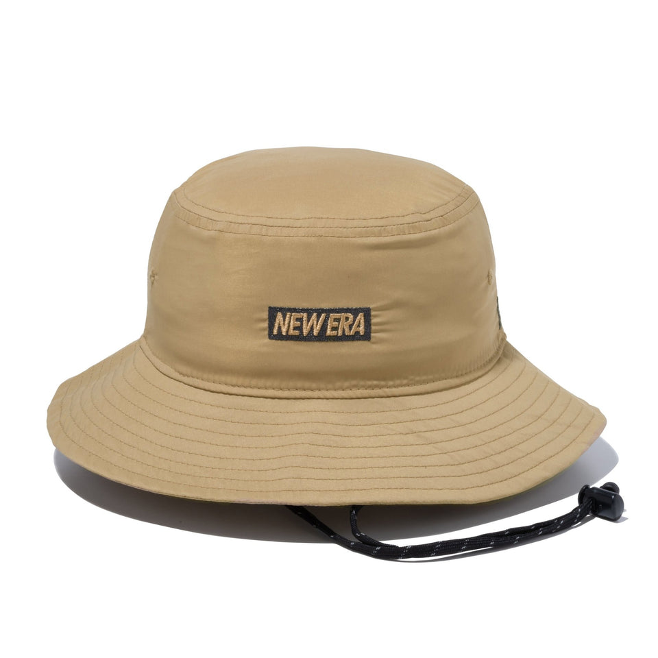 アドベンチャーライト Tech Stretch NEW ERA ロゴ カーキ【ニューエラアウトドア】 - 13516216-SM | NEW ERA ニューエラ公式オンラインストア