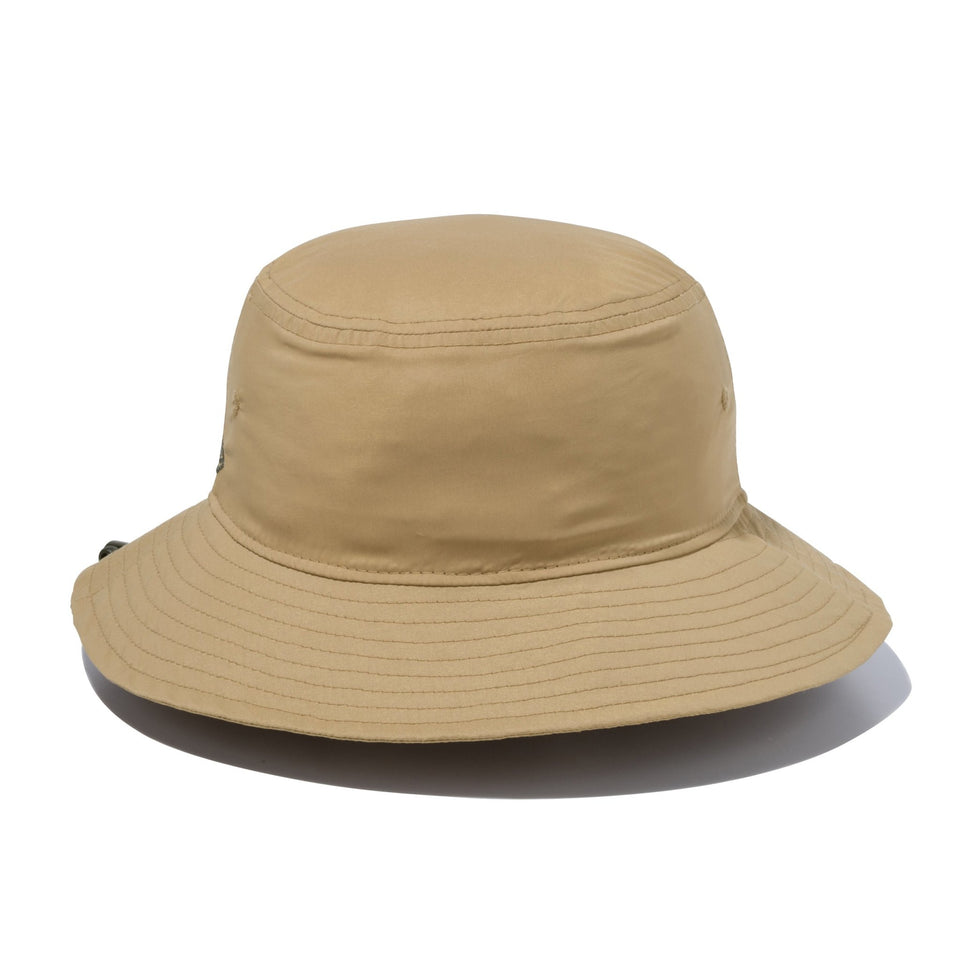 アドベンチャーライト Tech Stretch NEW ERA ロゴ カーキ【ニューエラアウトドア】 - 13516216-SM | NEW ERA ニューエラ公式オンラインストア