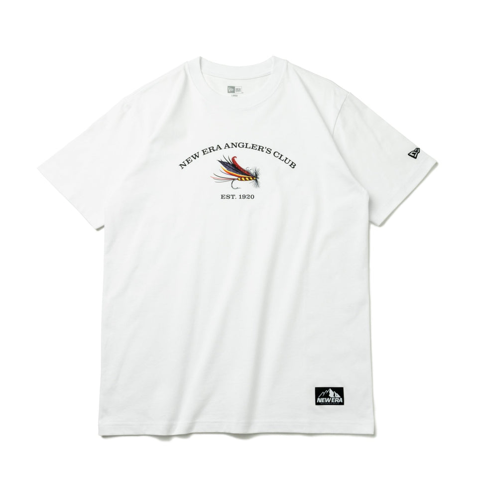 半袖 US コットンTシャツ アングラーズクラブ 毛針 ホワイト レギュラーフィット 【ニューエラ アウトドア】 - 13061523-S | NEW ERA ニューエラ公式オンラインストア