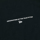 半袖 USコットン Tシャツ Mountain Circle Logo ブラック レギュラーフィット 【ニューエラアウトドア】 - 13516323-S | NEW ERA ニューエラ公式オンラインストア