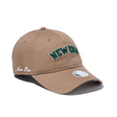 【ゴルフ】 WOMEN'S 9THIRTY ロングバイザー ハンドウォッシャブル アーチロゴ カーキ - 13763009-OSFM | NEW ERA ニューエラ公式オンラインストア