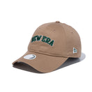 【ゴルフ】 WOMEN'S 9THIRTY ロングバイザー ハンドウォッシャブル アーチロゴ カーキ - 13763009-OSFM | NEW ERA ニューエラ公式オンラインストア