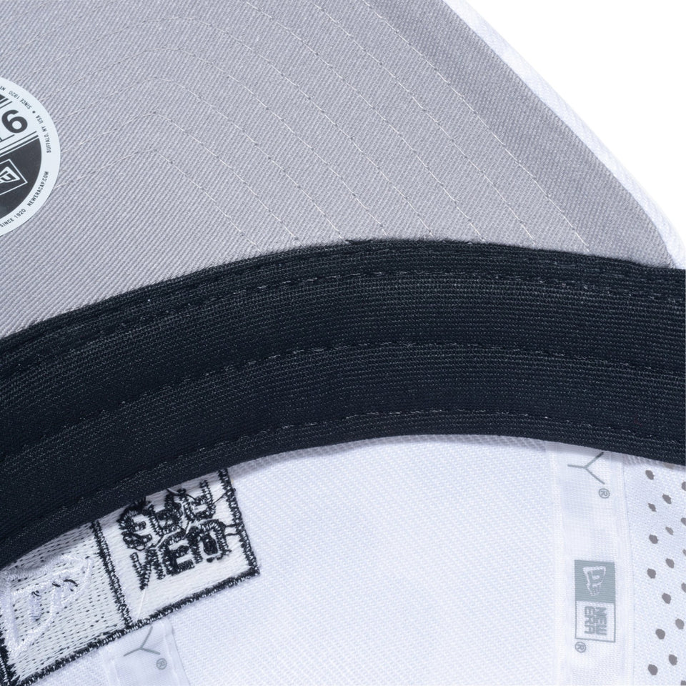 【ゴルフ】 Women's 9TWENTY ロングバイザー Duck Hunter Camo with Golf Ground Box Logo ボックスロゴ ホワイト - 14109136-OSFM | NEW ERA ニューエラ公式オンラインストア