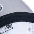 【ゴルフ】 Women's 9TWENTY ロングバイザー Duck Hunter Camo with Golf Ground Box Logo ボックスロゴ ホワイト - 14109136-OSFM | NEW ERA ニューエラ公式オンラインストア