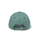 【ゴルフ】WOMEN'S 9TWENTY ロングバイザー Houndstooth ハウンズトゥース スクリプトロゴ グリーン - 13517822-OSFM | NEW ERA ニューエラ公式オンラインストア