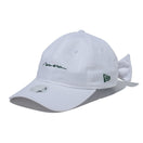 【ゴルフ】WOMEN'S 9TWENTY ロングバイザー Ribbon リボン スクリプトロゴ ホワイト - 13517818-OSFM | NEW ERA ニューエラ公式オンラインストア