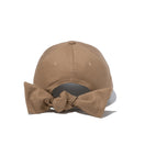【ゴルフ】WOMEN'S 9TWENTY ロングバイザー Ribbon リボン スクリプトロゴ カーキ - 13517819-OSFM | NEW ERA ニューエラ公式オンラインストア