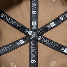 【ゴルフ】WOMEN'S 9TWENTY ロングバイザー Ribbon リボン スクリプトロゴ カーキ - 13517819-OSFM | NEW ERA ニューエラ公式オンラインストア
