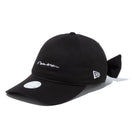 【ゴルフ】WOMEN'S 9TWENTY ロングバイザー Ribbon リボン スクリプトロゴ ブラック - 13517820-OSFM | NEW ERA ニューエラ公式オンラインストア