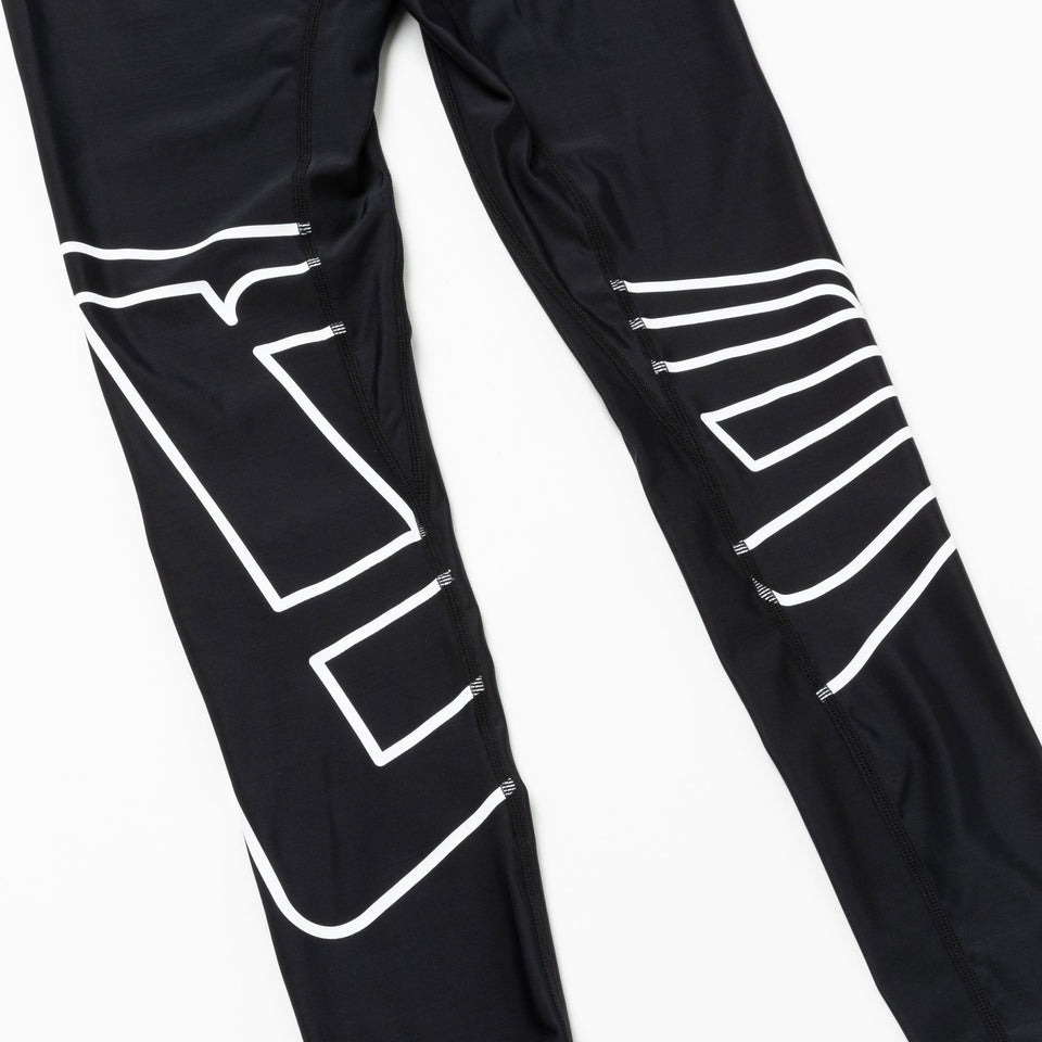 WOMEN'S ラッシュタイツ フラッグロゴ ブラック【 Performance Apparel 】 - 13755324-S | NEW ERA ニューエラ公式オンラインストア