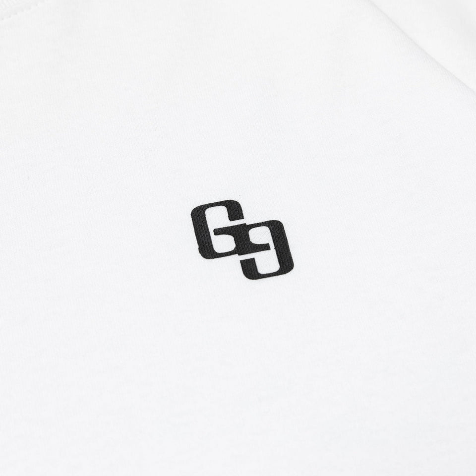 WOMEN'S 長袖 オーバーサイズド コットン Tシャツ GYDA ジェイダ ロゴ ホワイト - 13330816-OSFM | NEW ERA ニューエラ公式オンラインストア