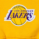 裏毛 スウェット プルオーバーフーディー XLARGE x NBA ロサンゼルス・レイカーズ イエロー - 13113329-S | NEW ERA ニューエラ公式オンラインストア
