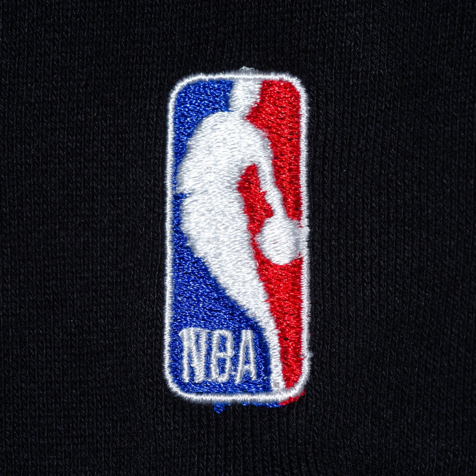 裏毛 スウェット クルーネック XLARGE x NBA ロサンゼルス・レイカーズ ブラック - 13113334-S | NEW ERA ニューエラ公式オンラインストア